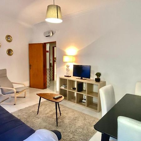 Chiado Apartment With Terrace 1 Lisbon Exterior photo