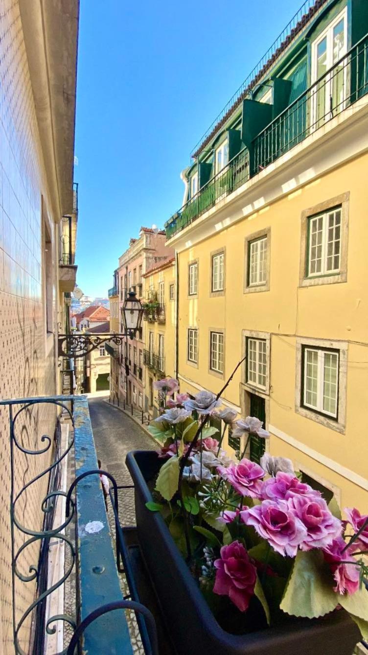 Chiado Apartment With Terrace 1 Lisbon Exterior photo